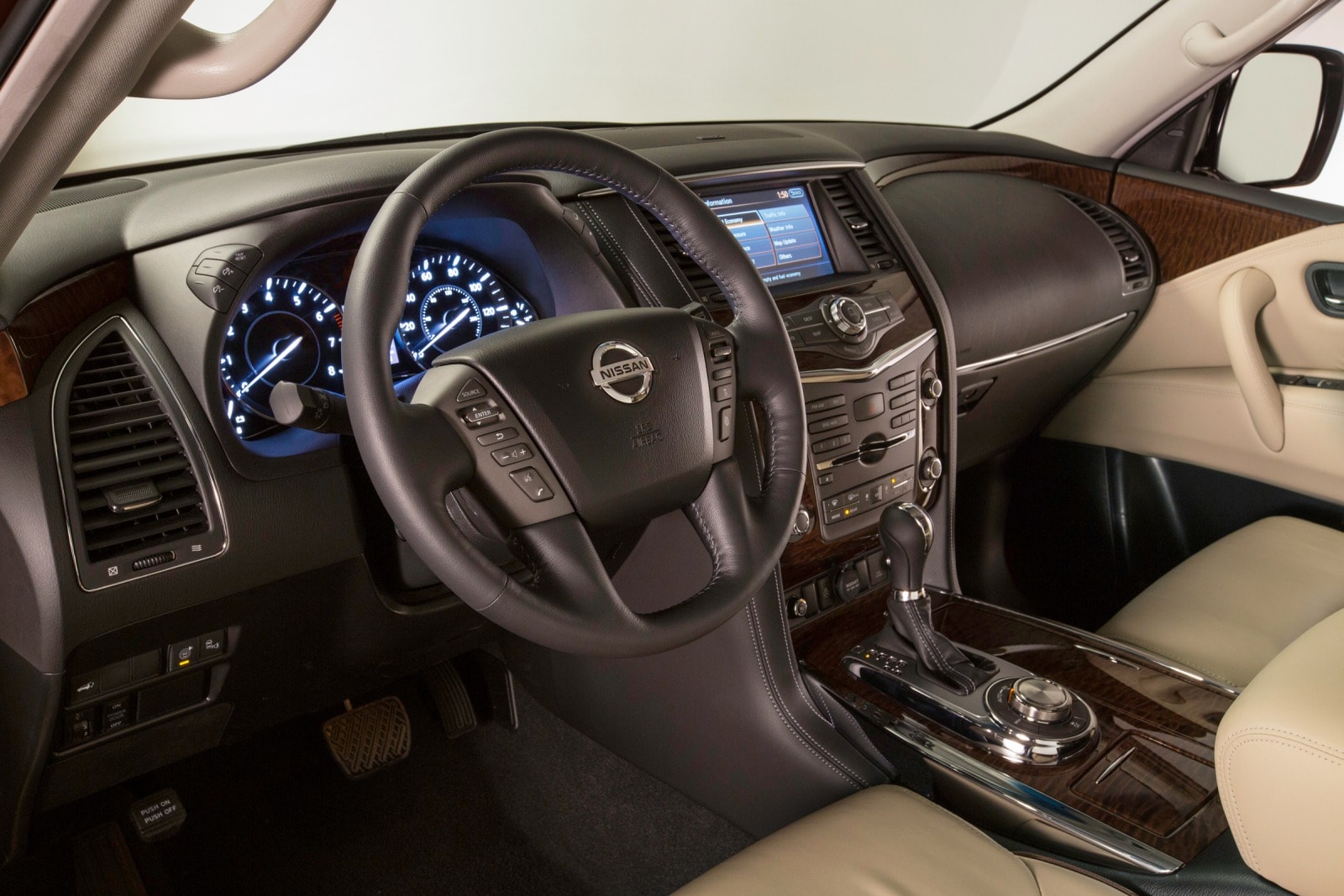 2017 Nissan Armada interior SWD
