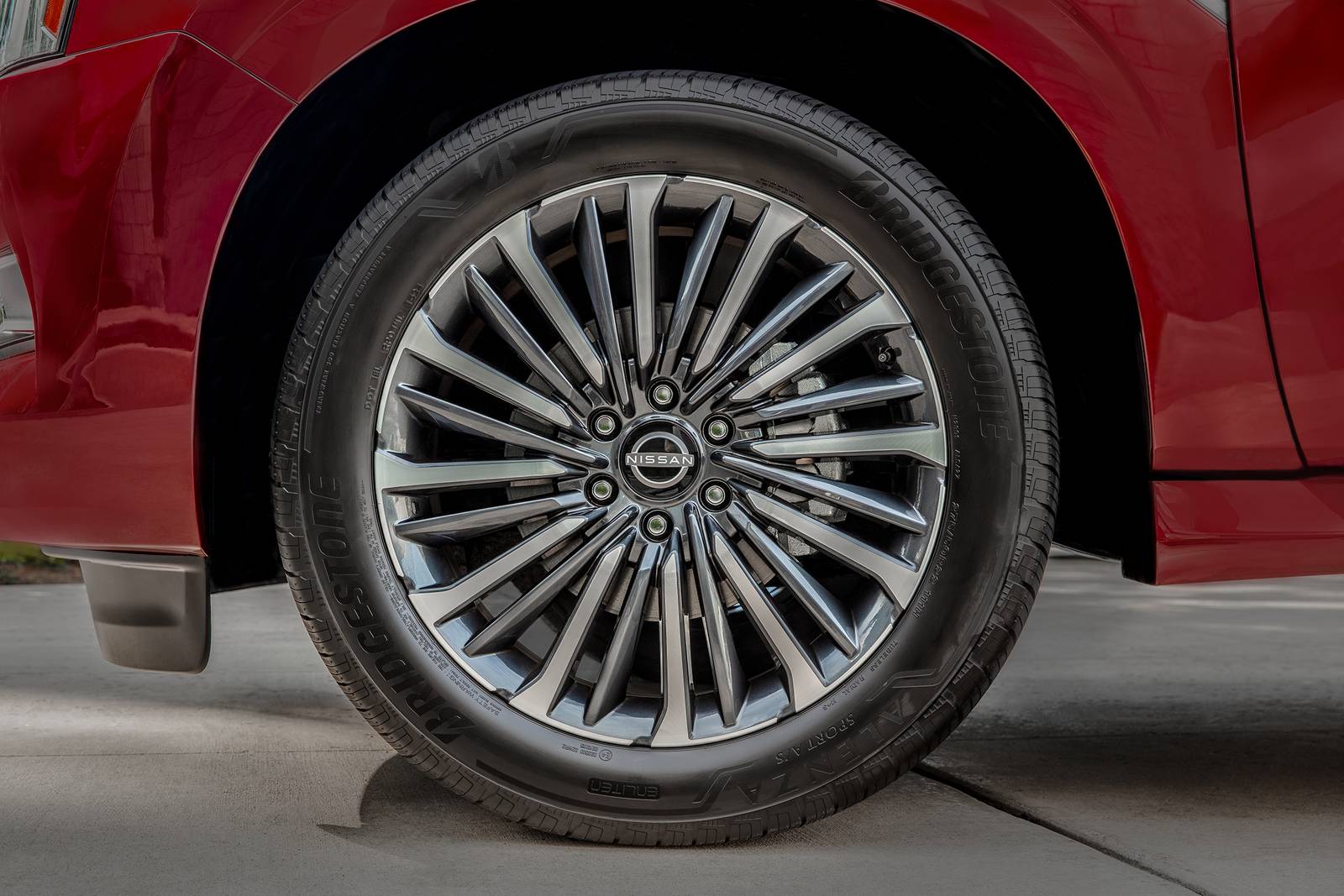 2025 Nissan Armada — OEM photo 5
