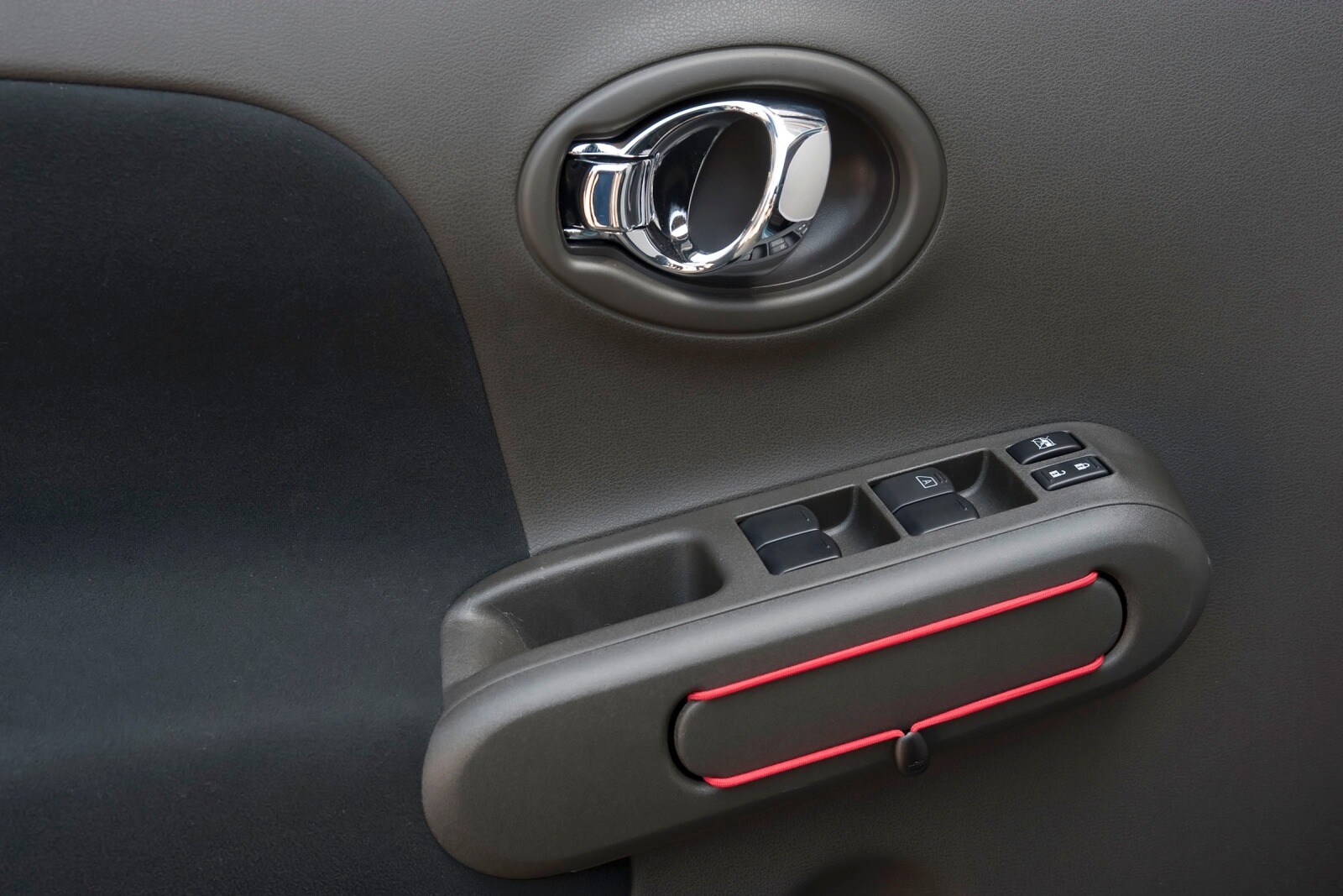2012 Nissan Cube interior DETAIL
