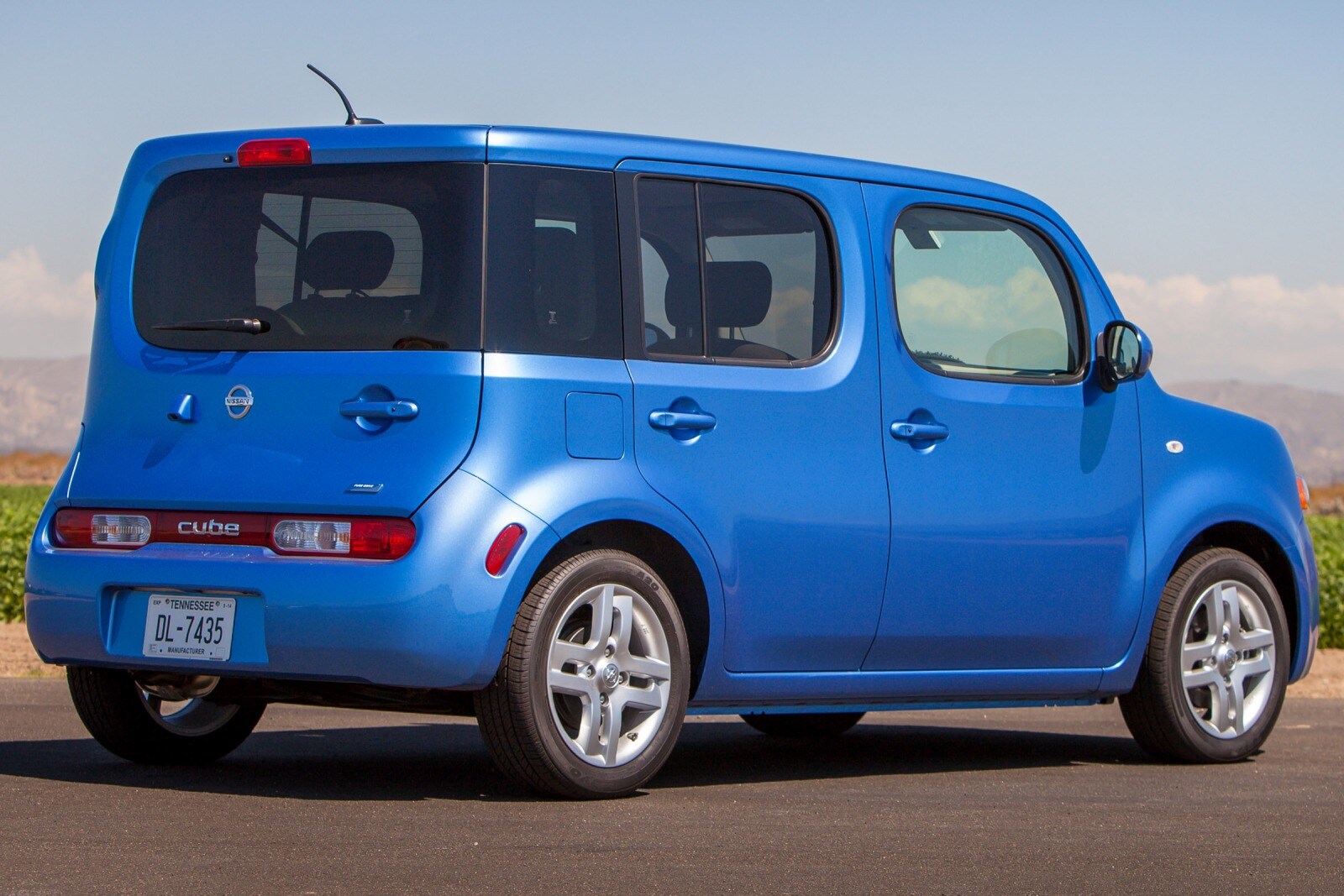 2014 Nissan Cube 1.8 SL Wagon Exterior