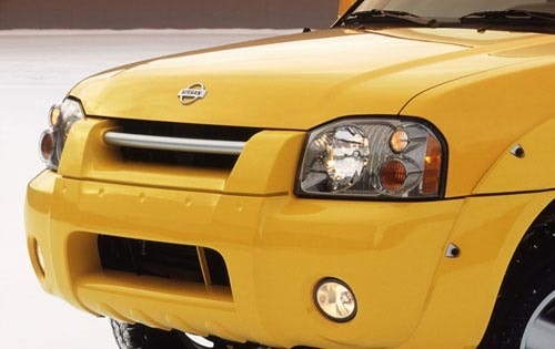 2001 Nissan Frontier 4dr Crew Cab SC-V6 2WD Shown