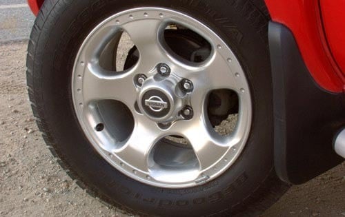 2002 Nissan Frontier 4dr Crew Cab SC-V6 2WD LB