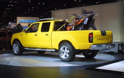 2002 Nissan Frontier interior I