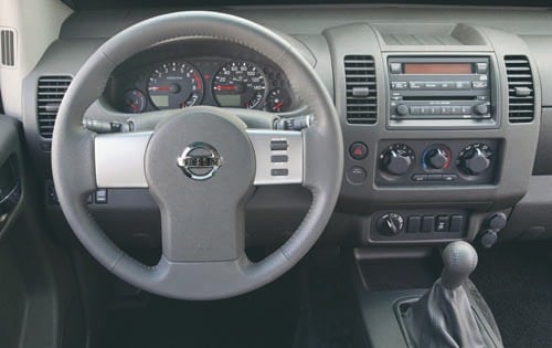 2005 Nissan Frontier interior D