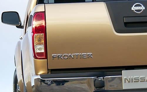 2008 Nissan Frontier — OEM photo 5