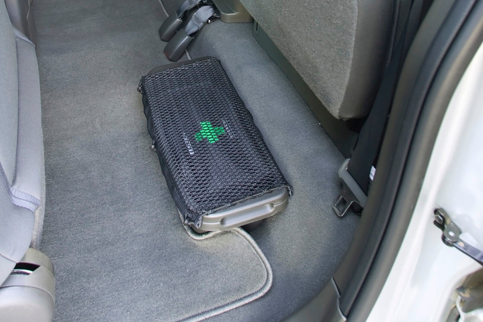 2014 Nissan Frontier front safety DETAIL