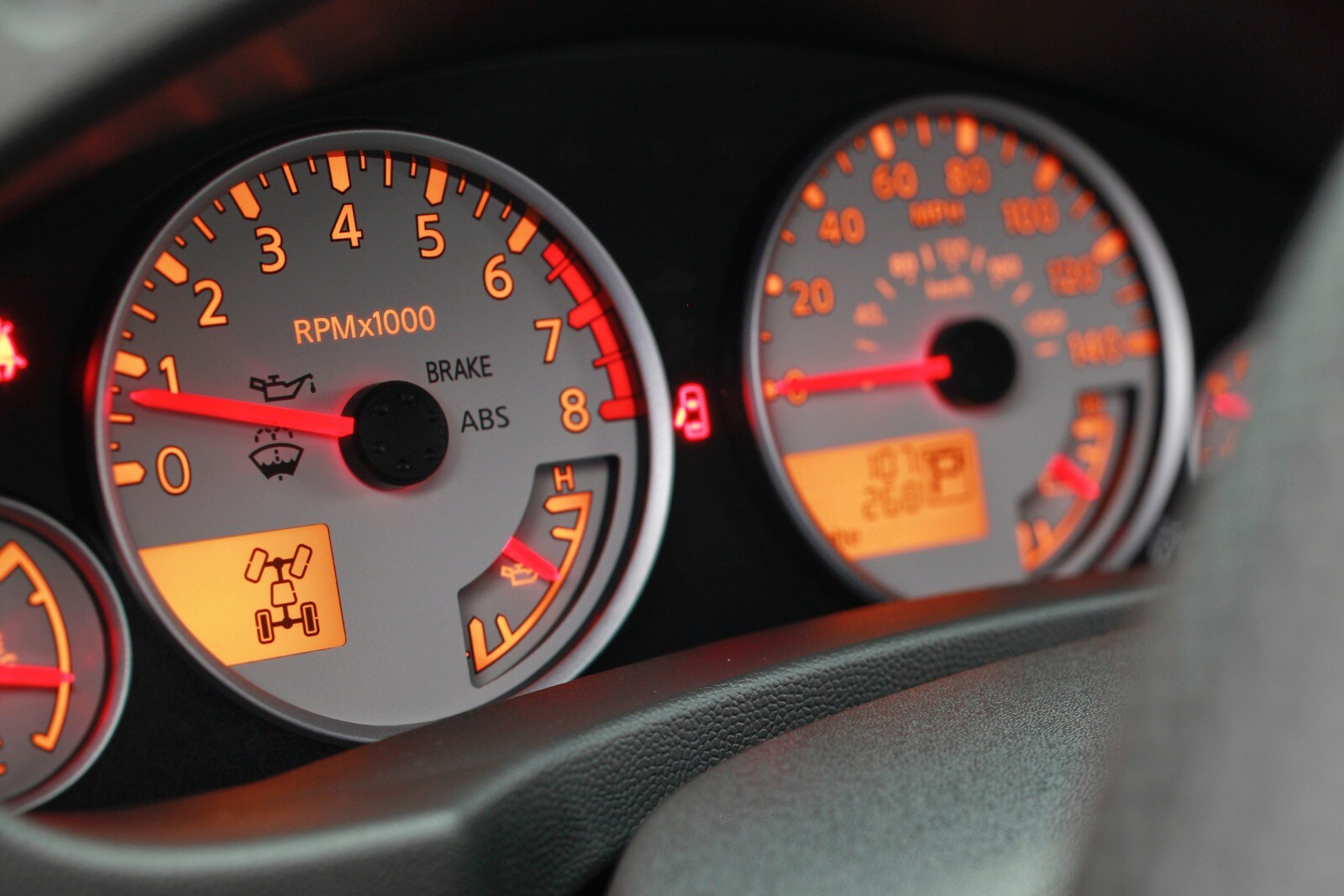 2014 Nissan Frontier interior G