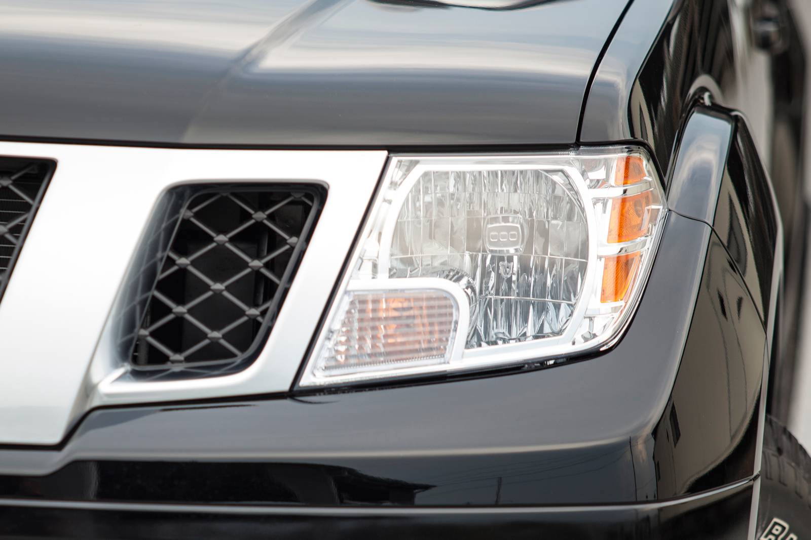2020 Nissan Frontier exterior EDETAIL