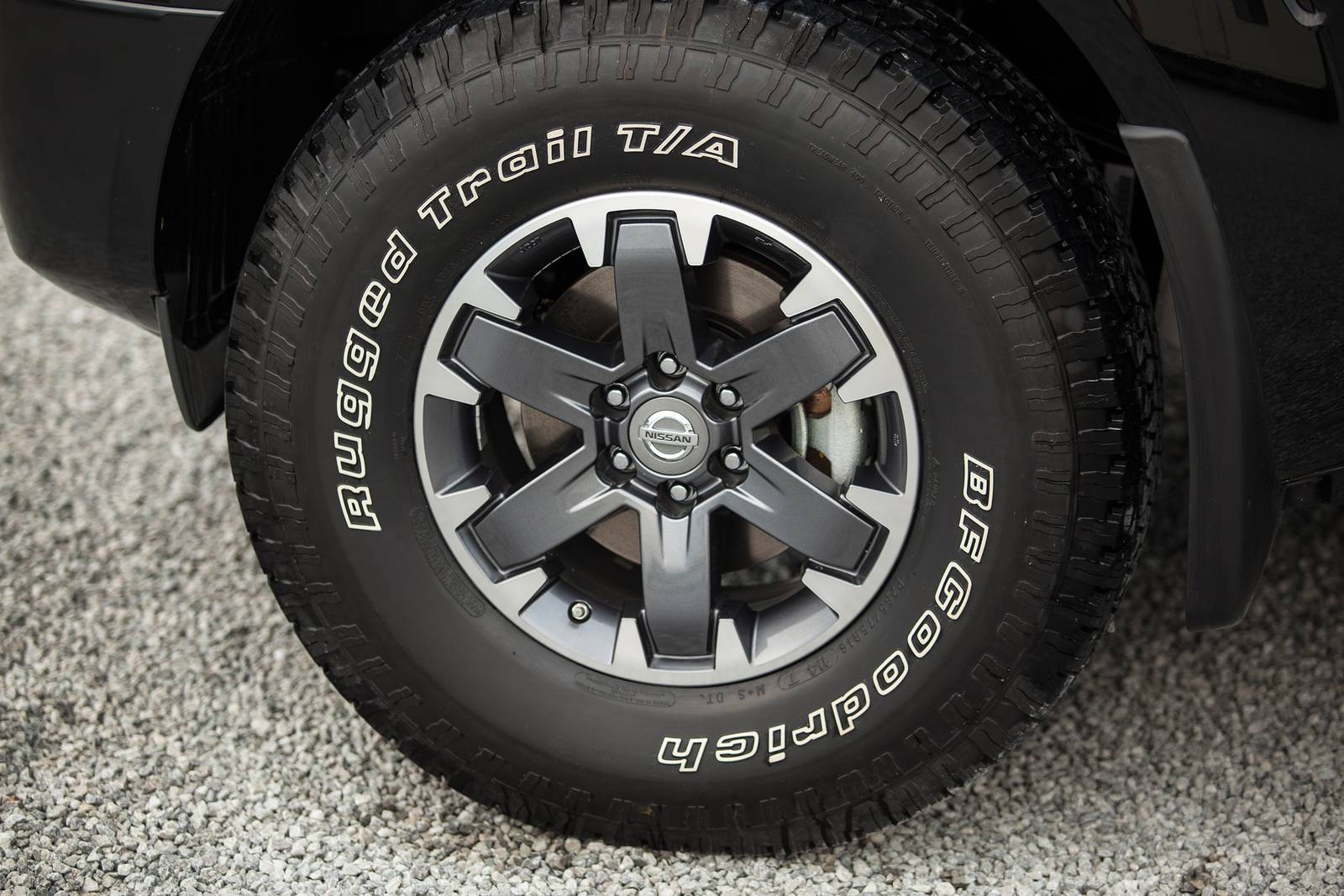 2020 Nissan Frontier — OEM photo 5