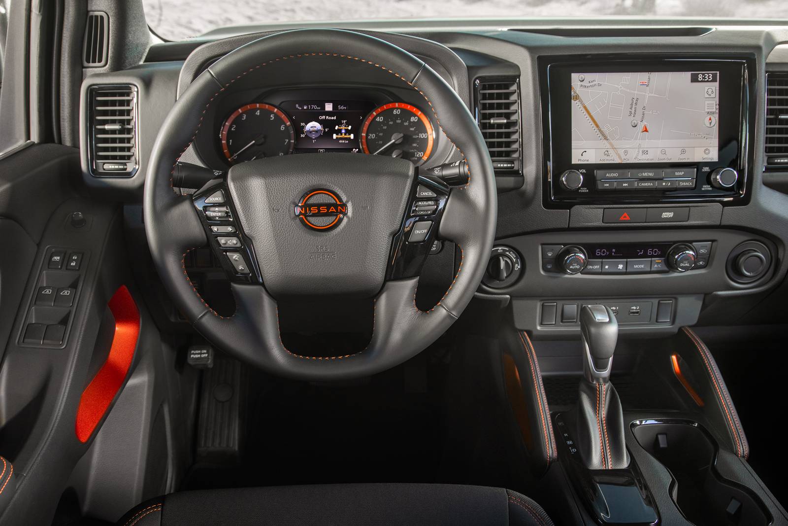 2022 Nissan Frontier interior SWD