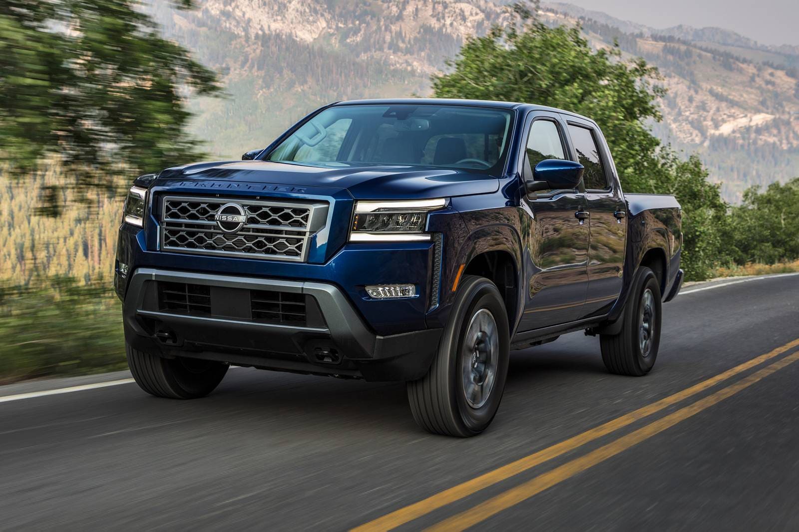 2022 Nissan Frontier exterior FQ