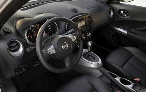 2011 Nissan Juke front safety I