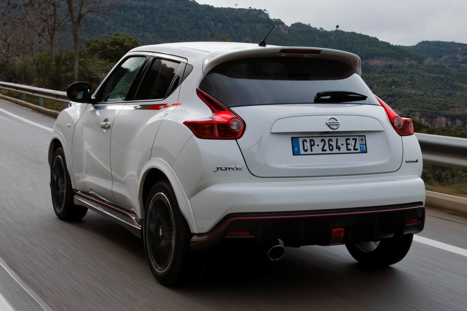 2013 Nissan Juke NISMO 4dr Hatchback Exterior