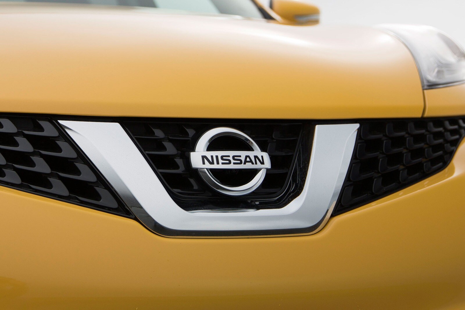 2017 Nissan Juke exterior FBDG