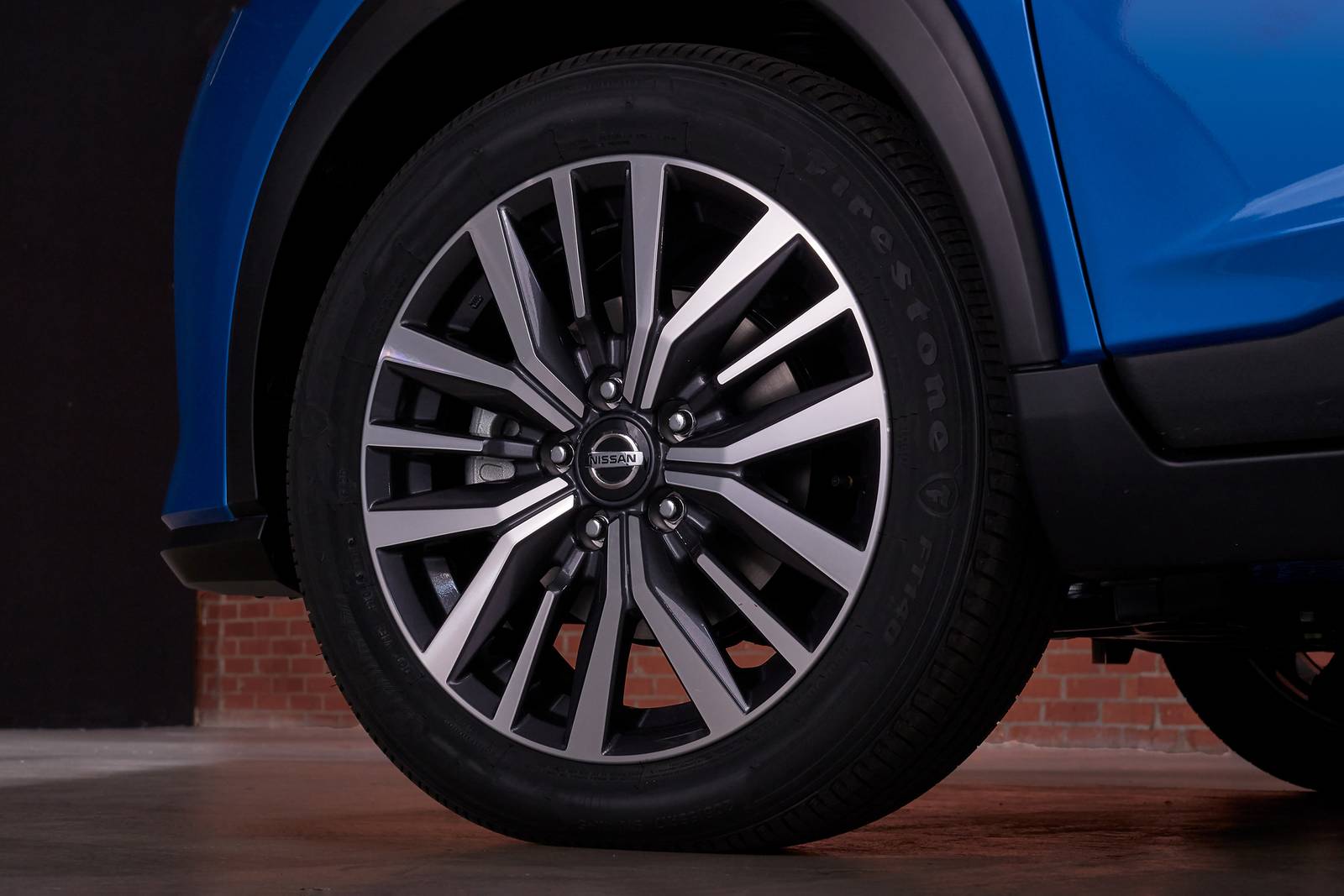 2021 Nissan Kicks exterior W