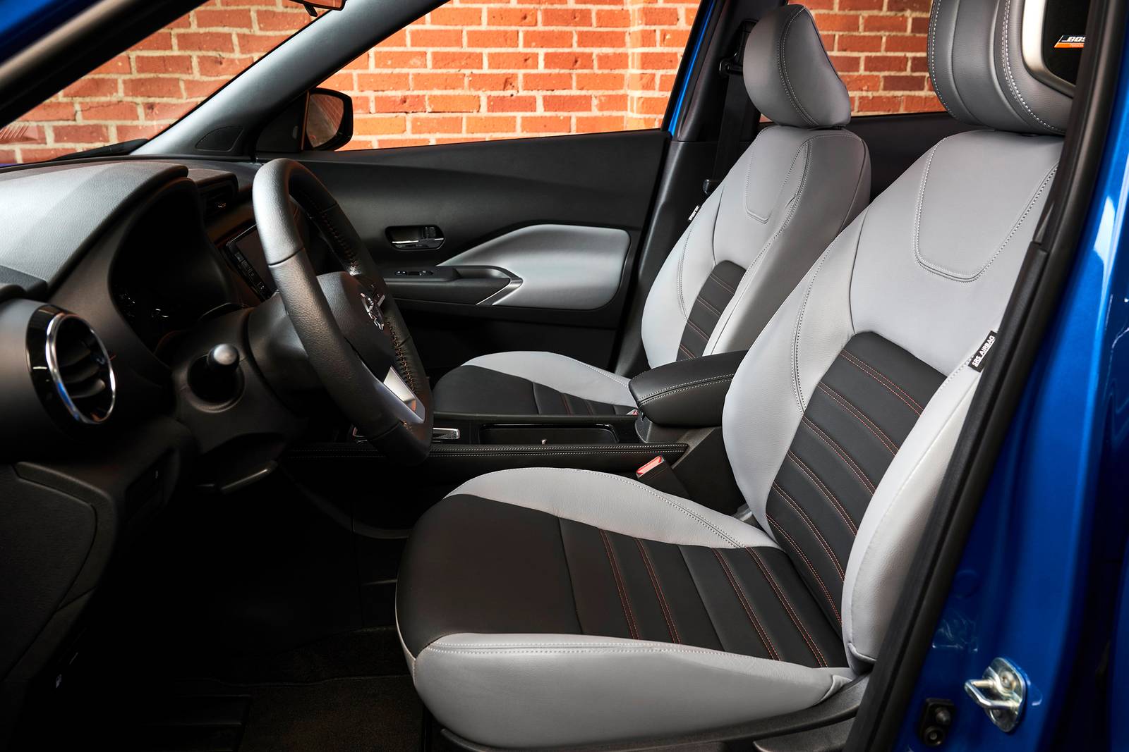 2024 Nissan Kicks interior I