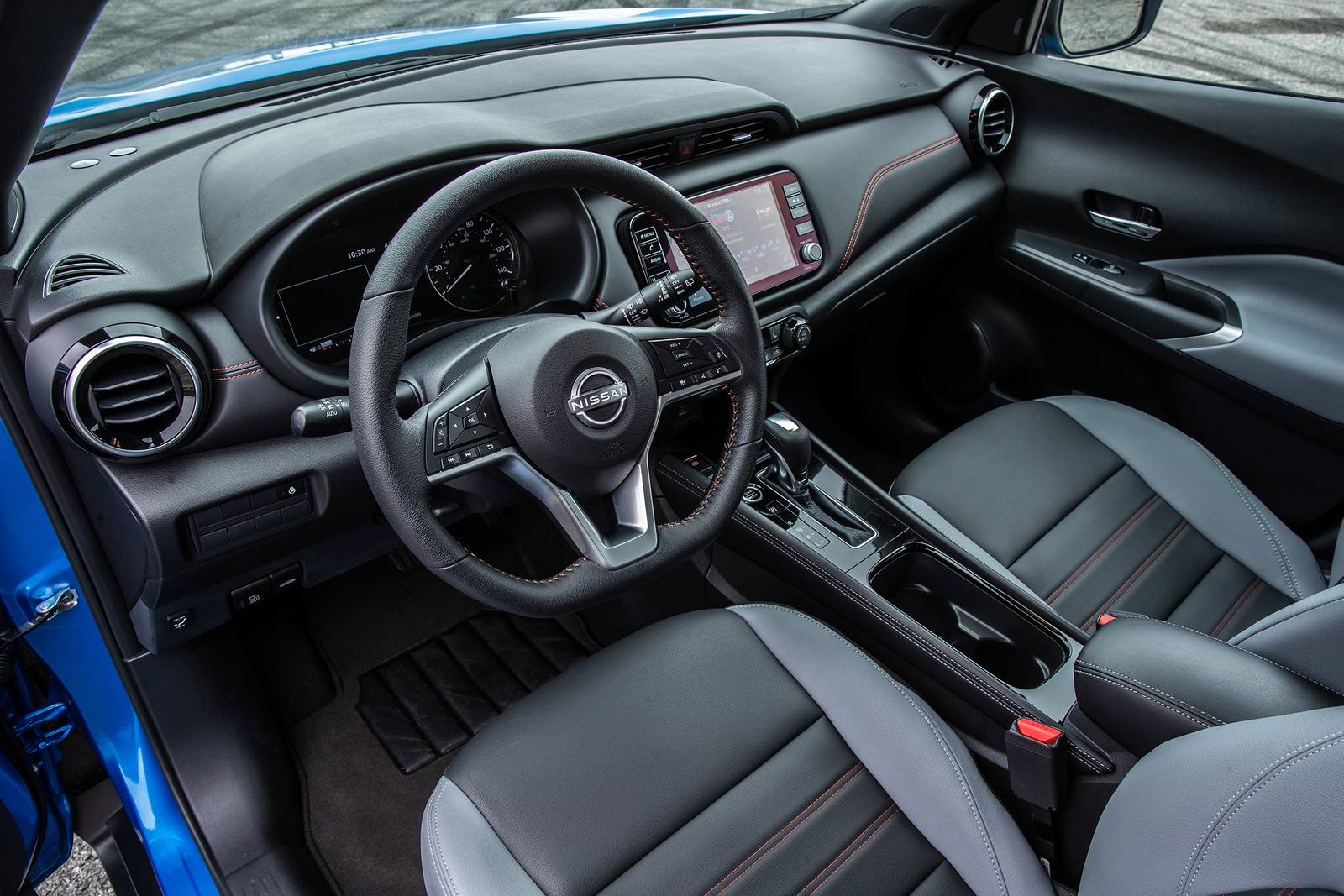 2024 Nissan Kicks interior SWD