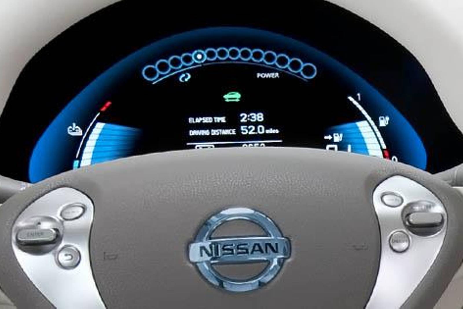 2011 Nissan LEAF interior G