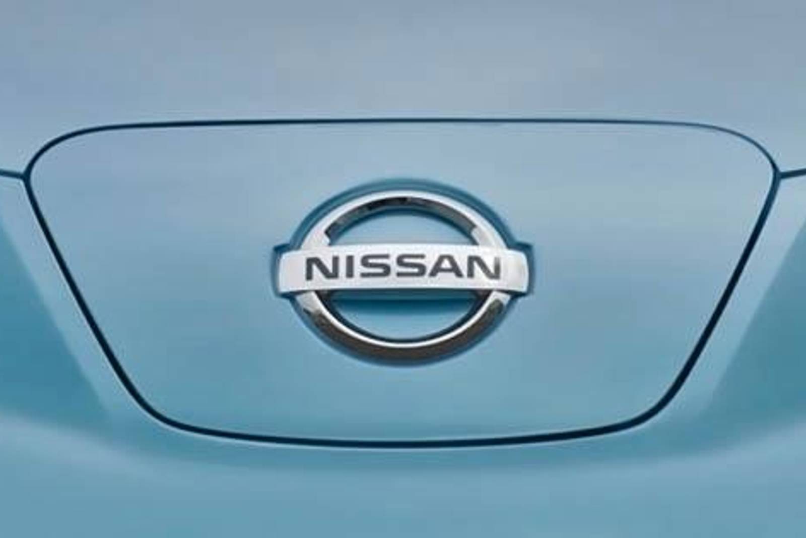 2011 Nissan LEAF exterior FBDG