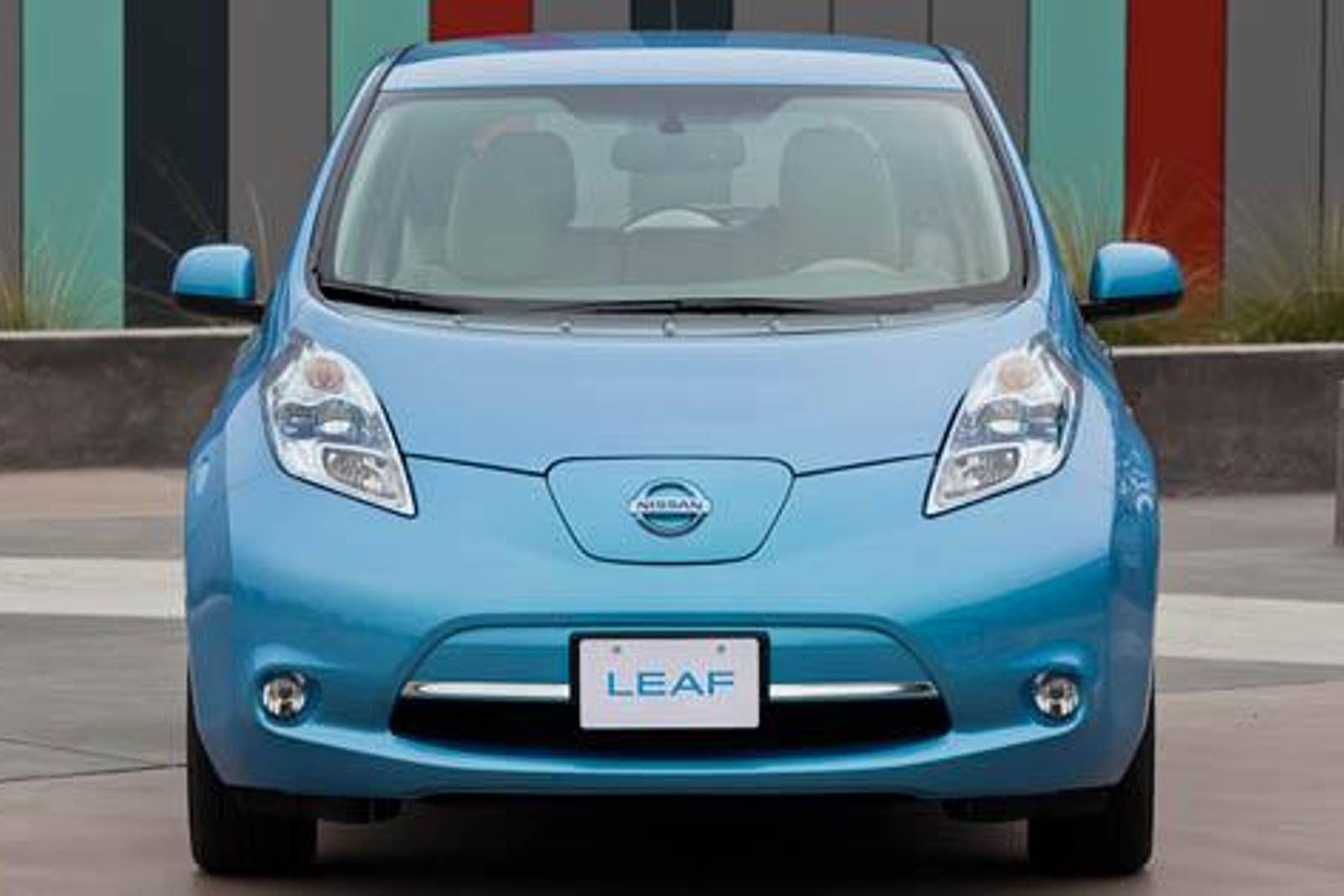 2011 Nissan LEAF exterior F