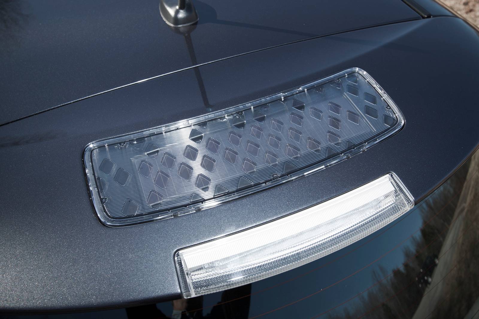 2013 Nissan LEAF exterior EDETAIL