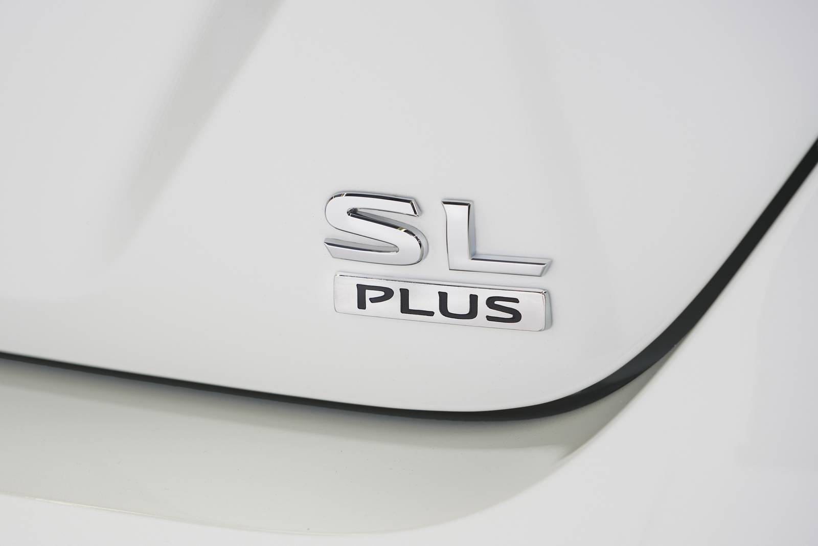 2019 Nissan Leaf exterior RBDG