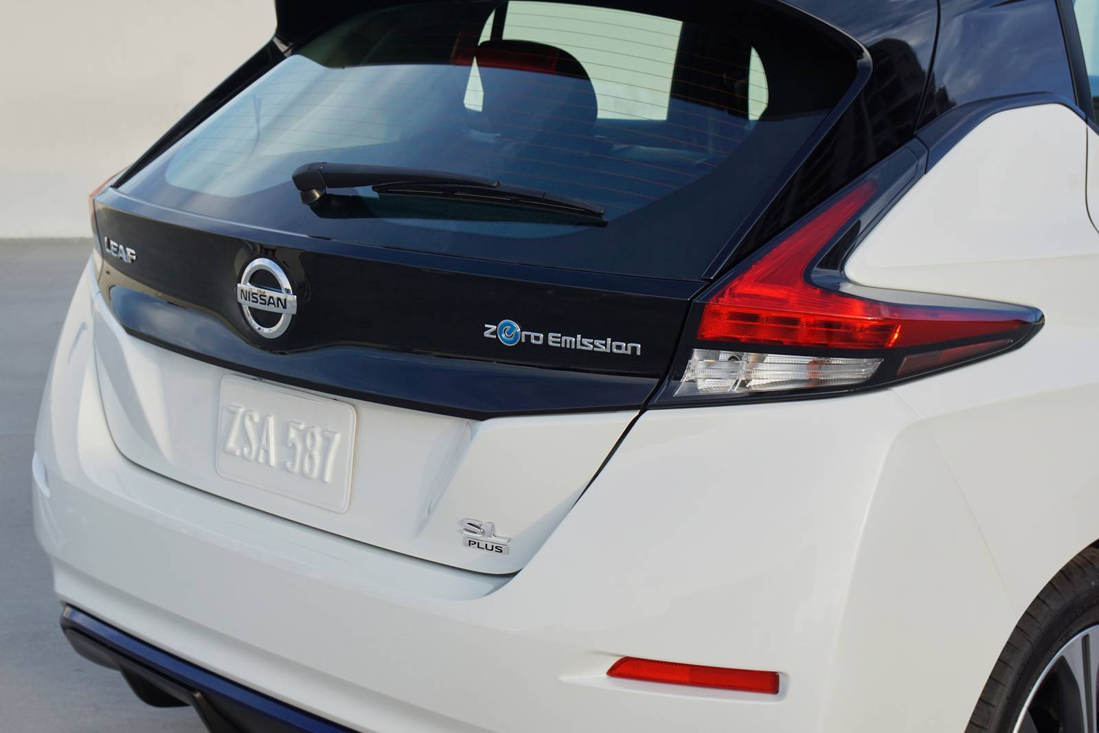 2020 Nissan Leaf exterior RBDG