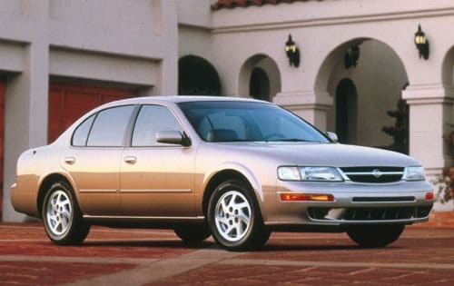 1999 Nissan Maxima 4 Dr GLE Sedan