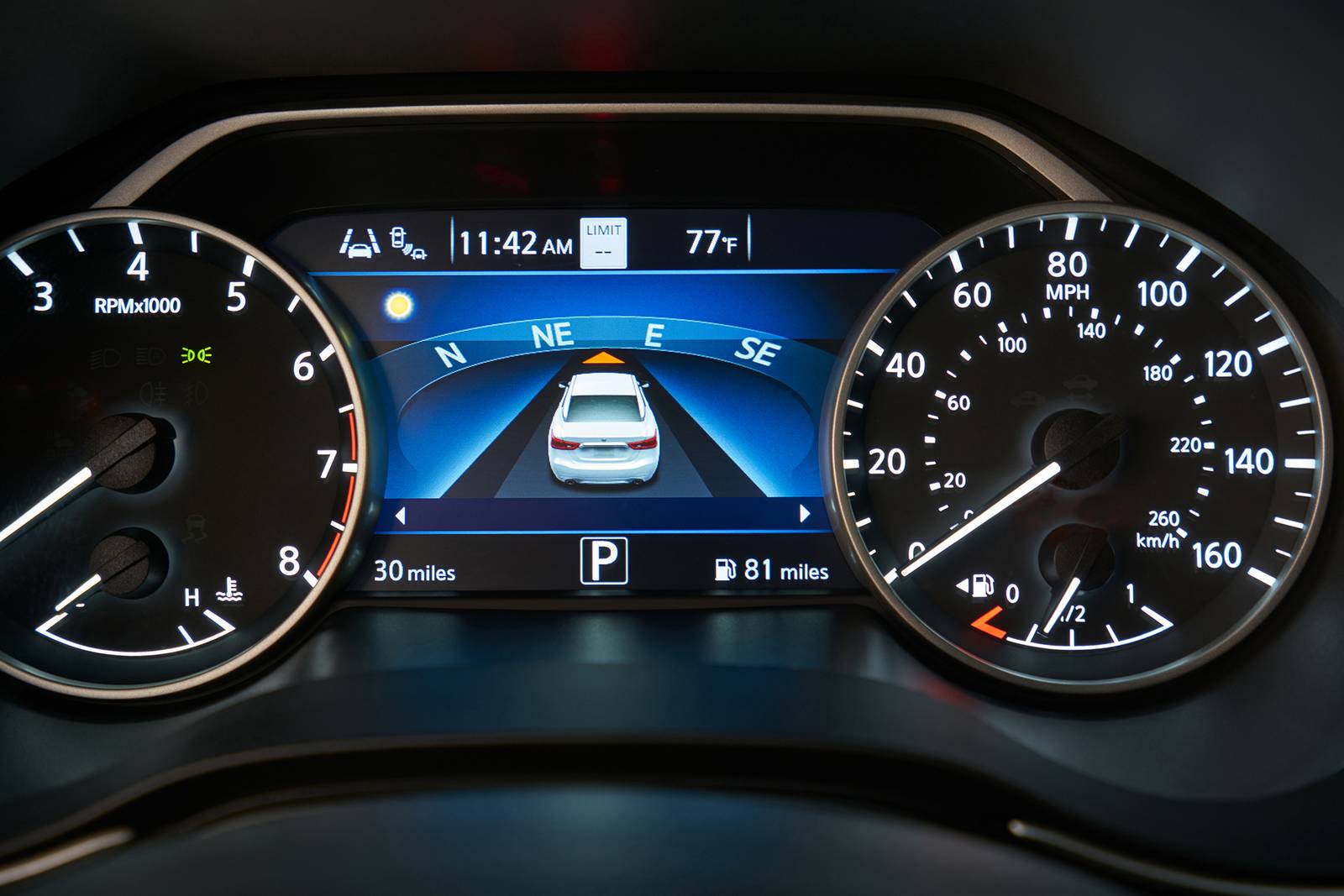 2021 Nissan Maxima interior G