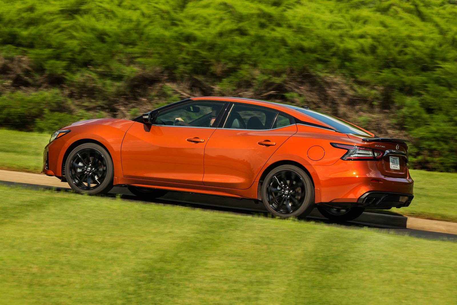 2021 Nissan Maxima exterior FQ