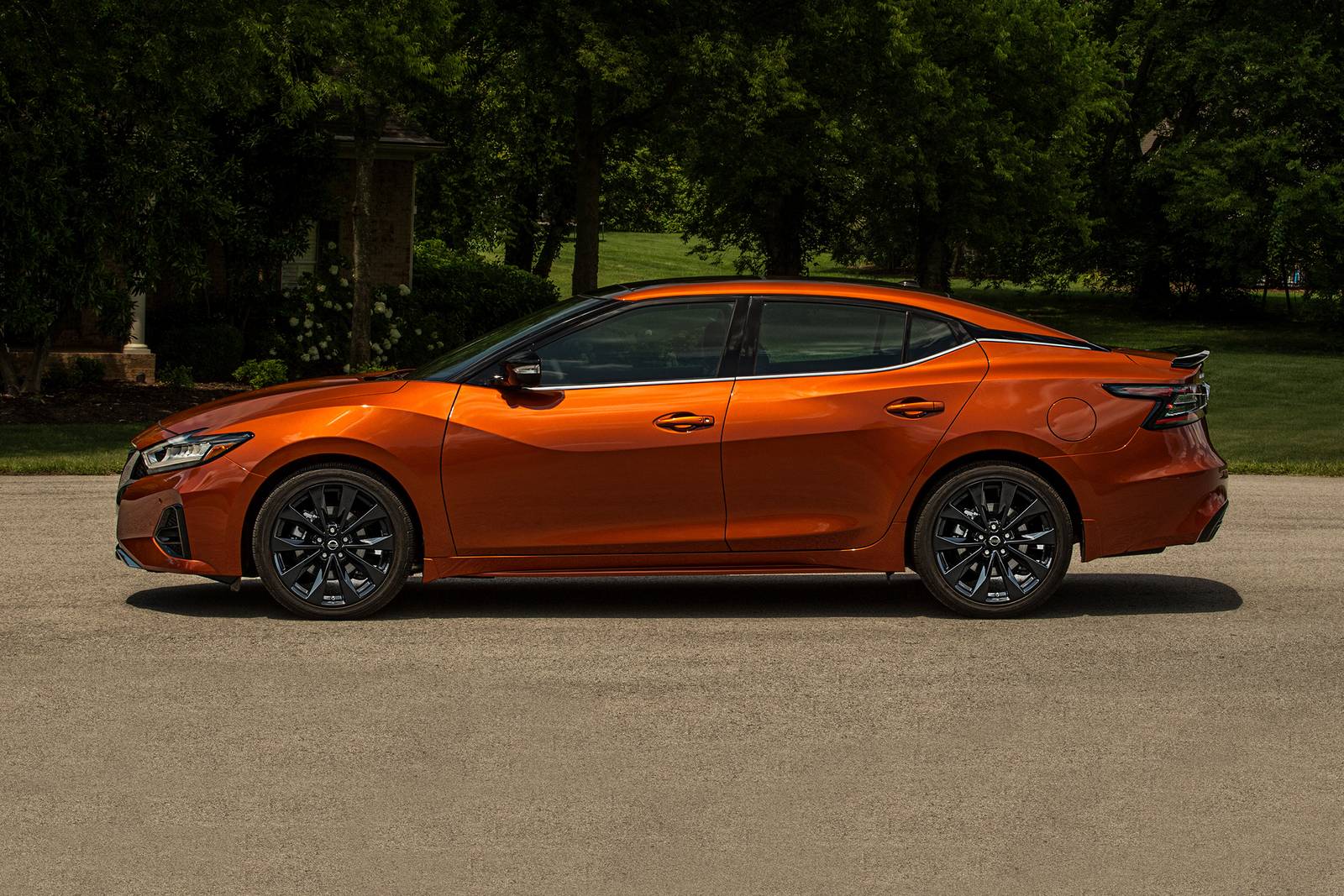2022 Nissan Maxima exterior S