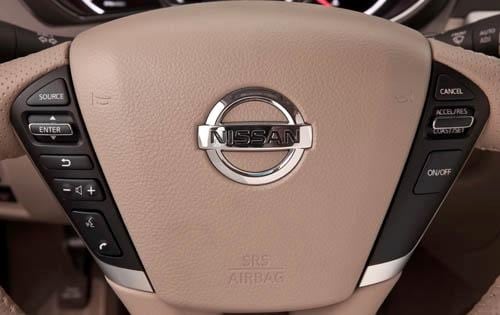 2011 Nissan Murano interior DETAIL