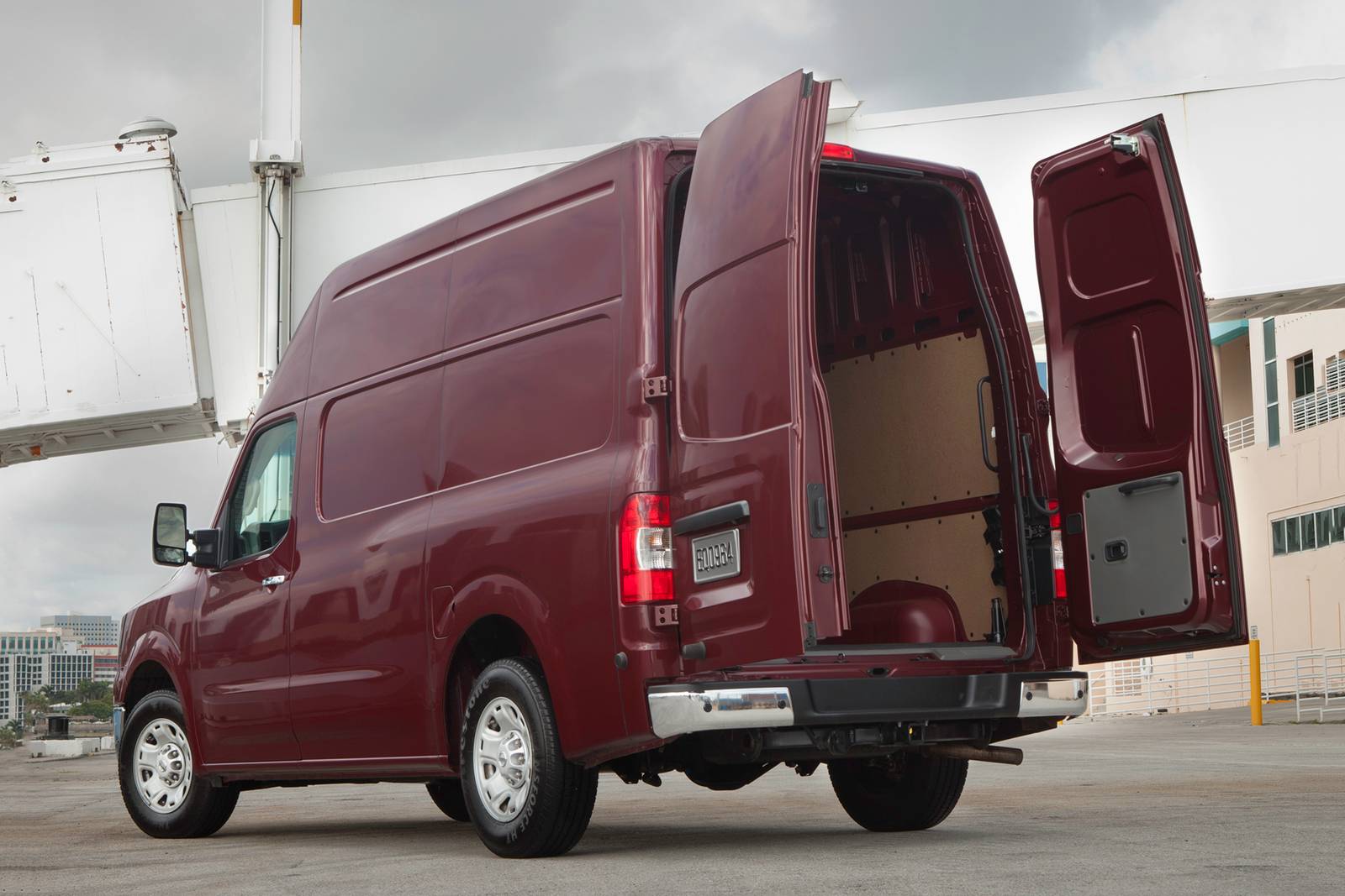 Nissan NV Cargo 2500 SV w/High Roof Cargo Van Exterior Shown