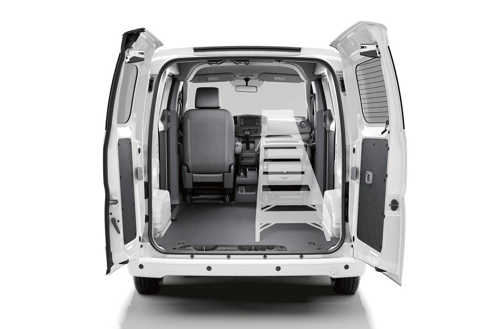 2018 Nissan NV200 interior CARGO