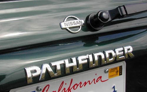 2001 Nissan Pathfinder exterior FBDG