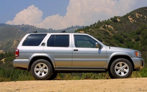 2002 Nissan Pathfinder LE 4WD 4dr SUV