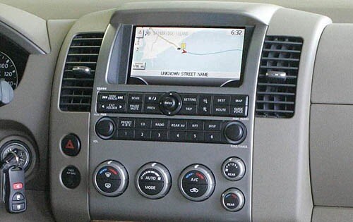 2006 Nissan Pathfinder interior CC