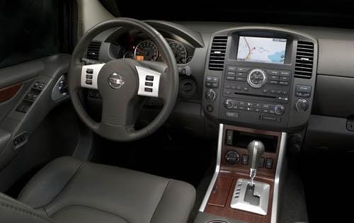 2008 Nissan Pathfinder interior D