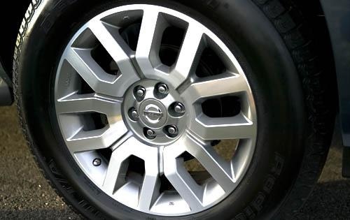2008 Nissan Pathfinder — OEM photo 3