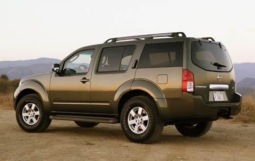 2008 Nissan Pathfinder SE Off-Road SUV