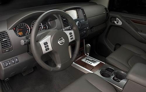 2012 Nissan Pathfinder interior I