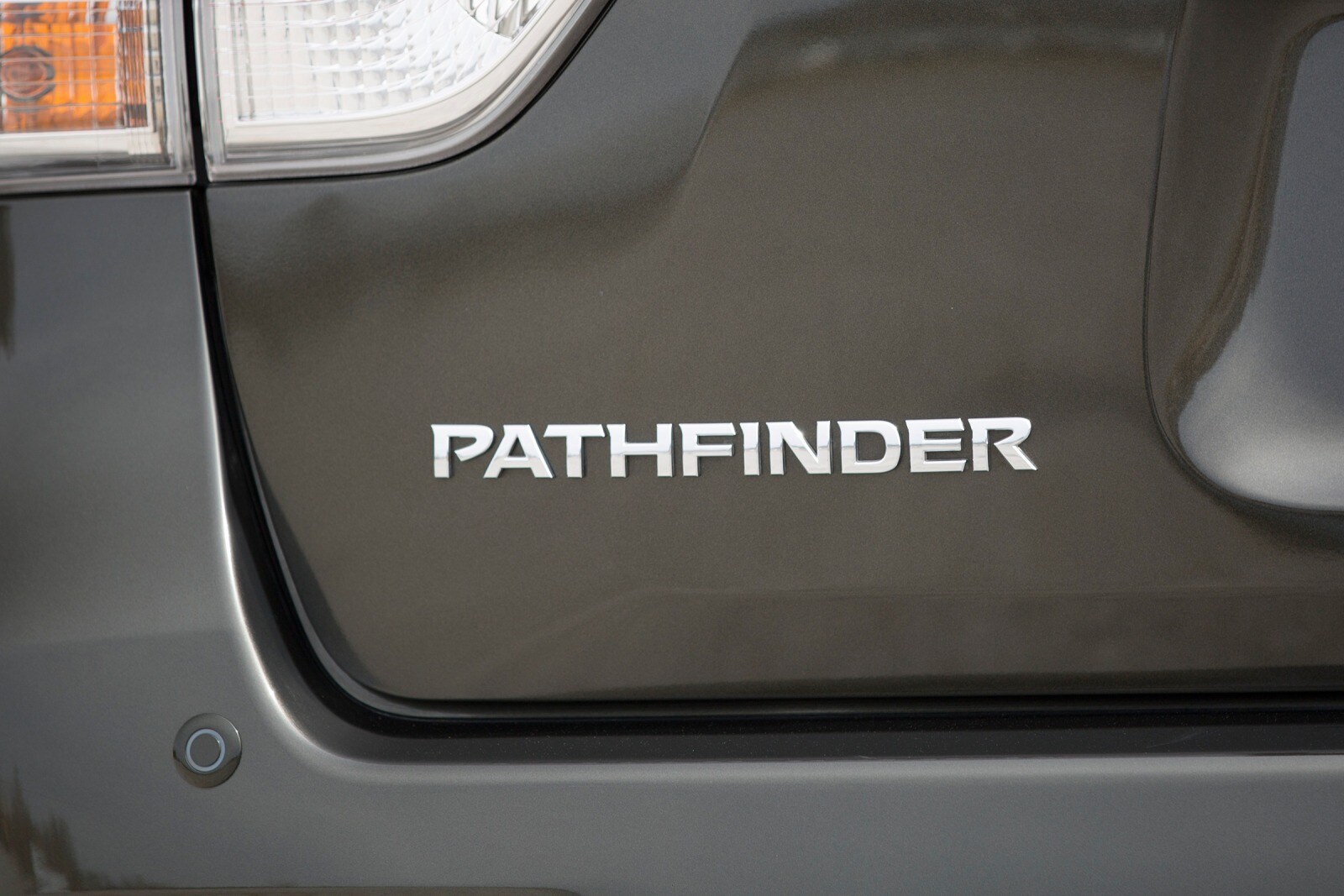 2015 Nissan Pathfinder exterior RBDG