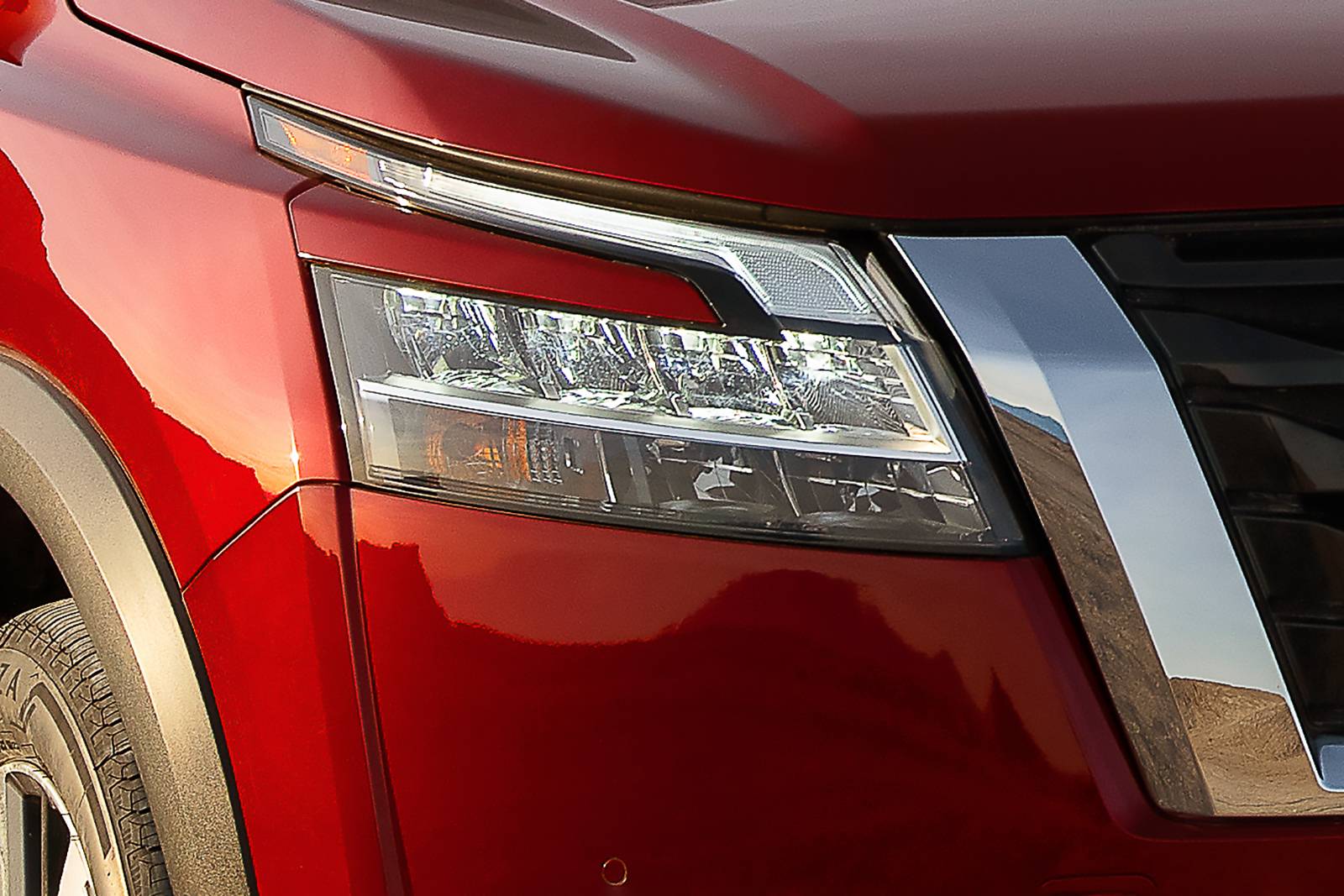 2025 Nissan Pathfinder exterior EDETAIL