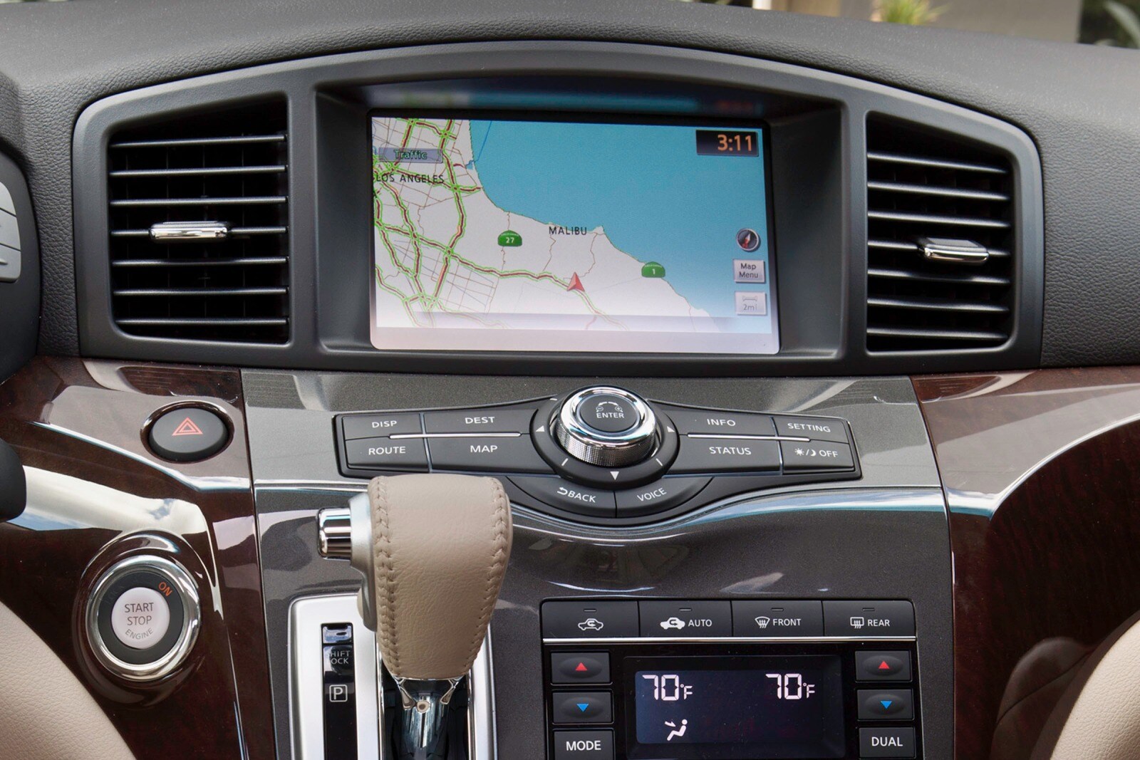 2014 Nissan Quest interior NAVSYS