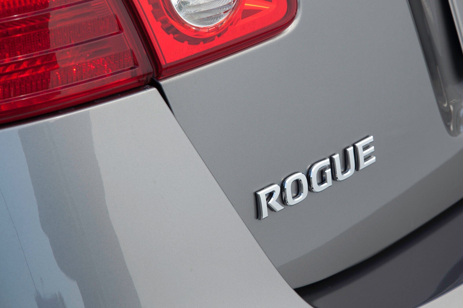 2014 Nissan Rogue Select exterior RBDG
