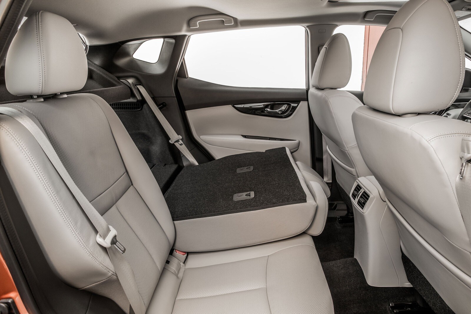 2017 Nissan Rogue Sport interior I