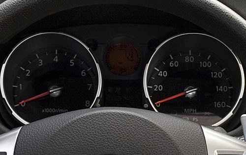 2010 Nissan Rogue interior G