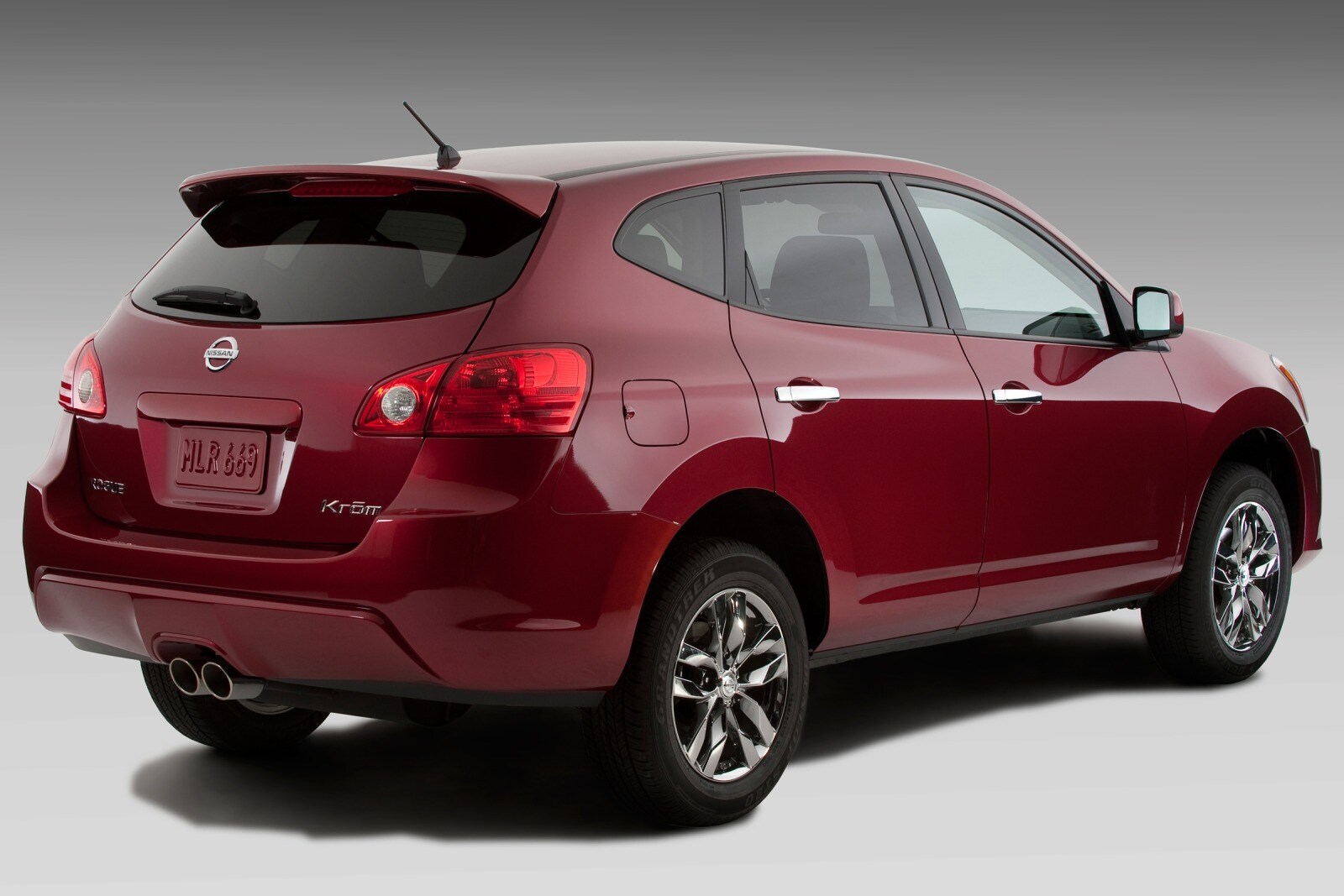 2010 Nissan Rogue exterior F