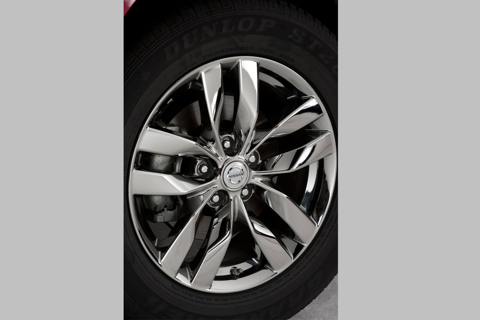 2010 Nissan Rogue exterior W