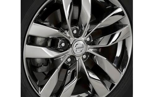 2010 Nissan Rogue exterior W